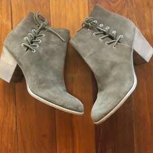 Jessica Simpson Yesha Dark olive green boots